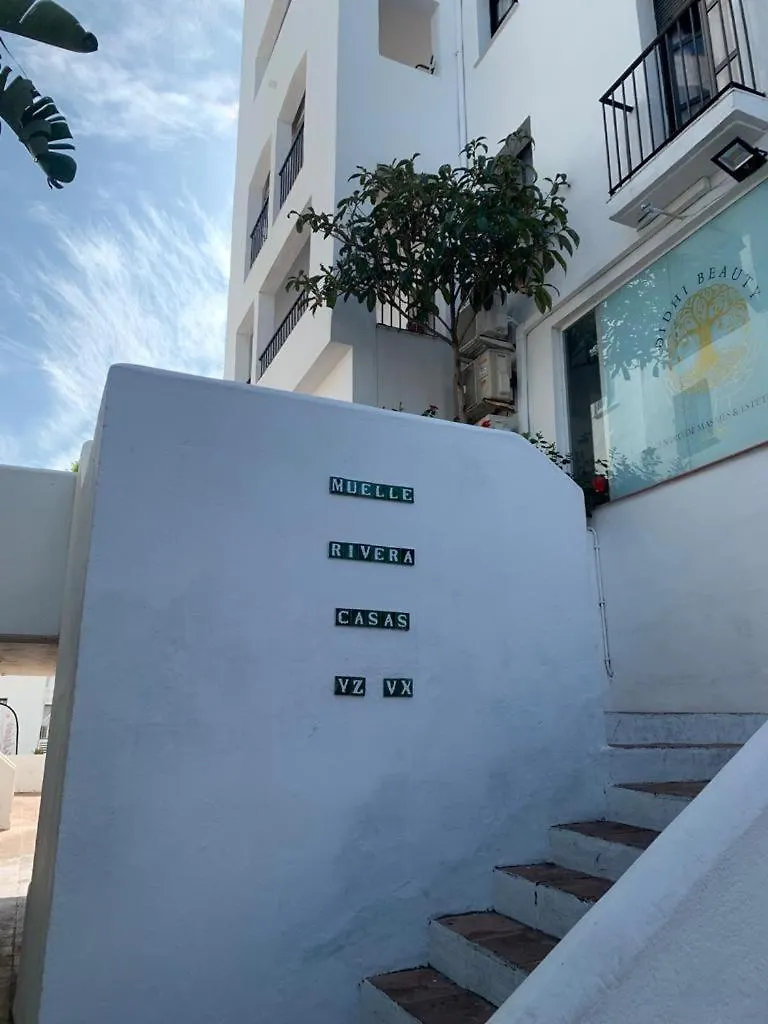 Charming Apartment In Puerto Banus Marbella