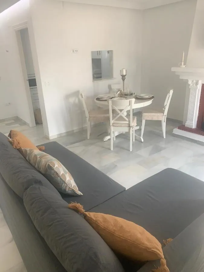 Charming Apartment In Puerto Banus Marbella