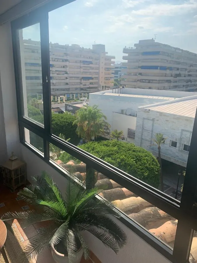Charming Apartment In Puerto Banus Marbella