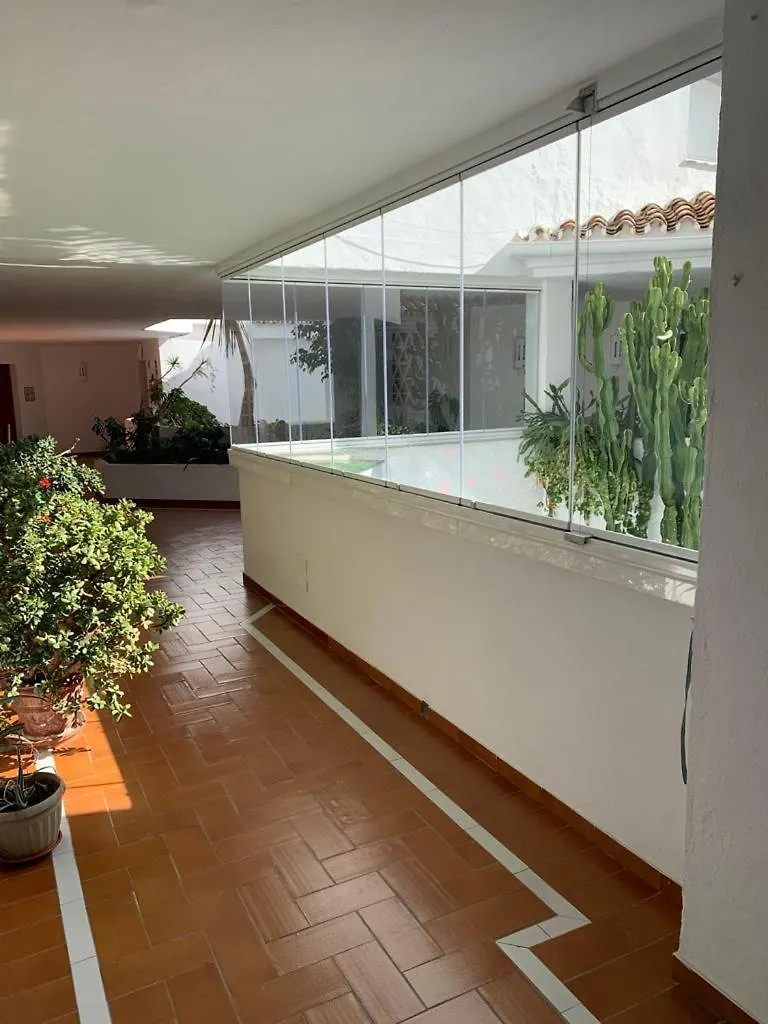Charming Apartment In Puerto Banus Marbella